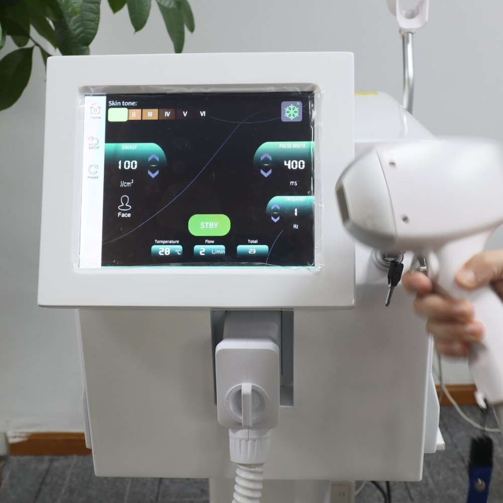 Professional 755 808 1064 Diode Ice Titanium Laser Painless Hair Removal Machine