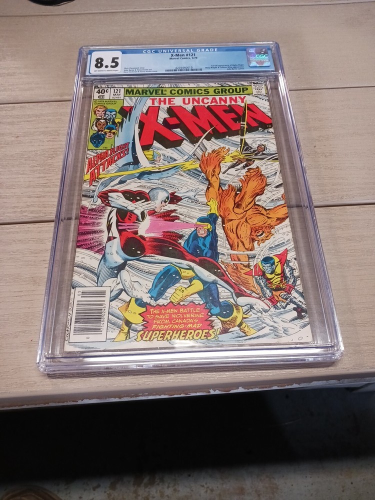 X-Men #121 Marvel Comics 1979 CGC 8.5 NM