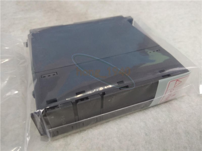 ONE MITSUBISHI CPU Q02CPU New