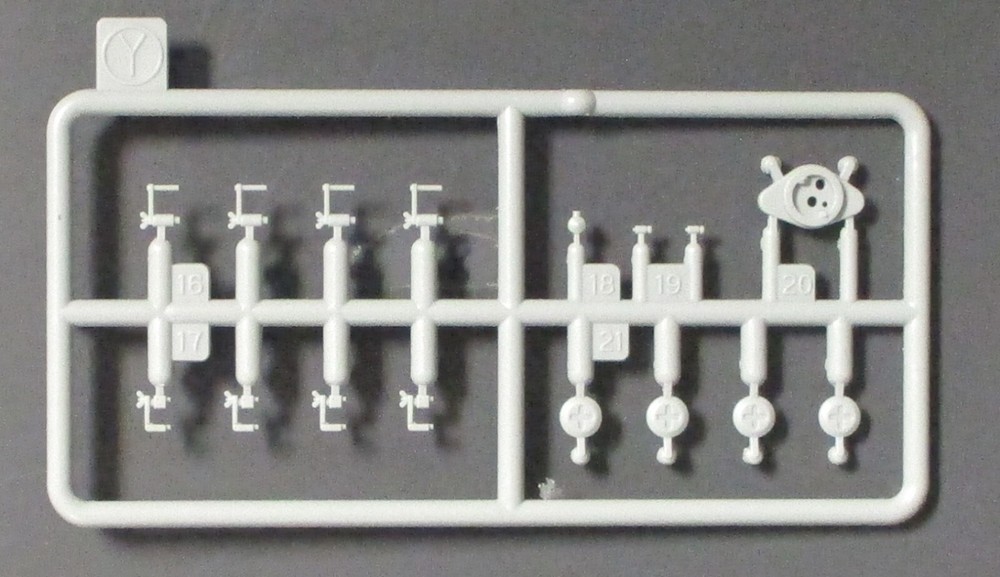 1/35 Cyber Hobby Tiger I Mid Command Parts Tree Y Kit 6660