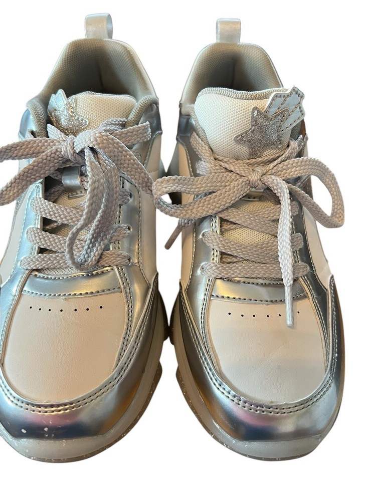 Dream Pairs Athletic Shoes for Women in Size 6 - Stylish and Comfortable