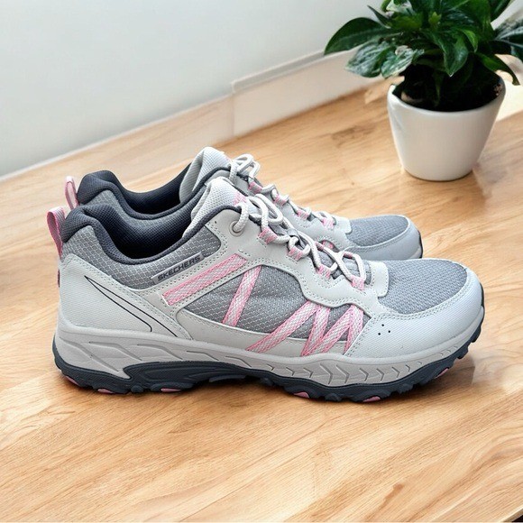Skechers Women’s Trail Gray Hiking Lace Up Sneakers Shoes Size 10