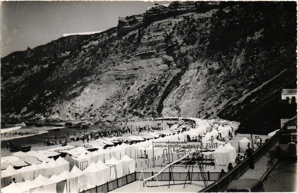 Dr Jim Stamps Postcard Nazare Portugal Bathing Beach Real Photo Unposted