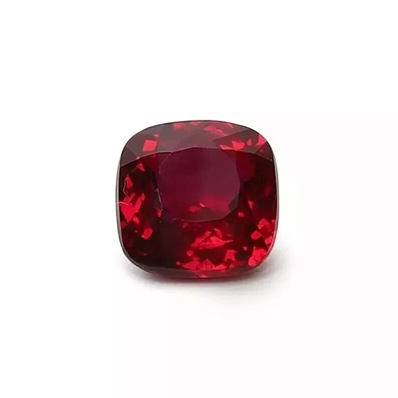 Mozambique Red Ruby Cushion Cut 14-16Ct Certified Loose Natural Gemstone