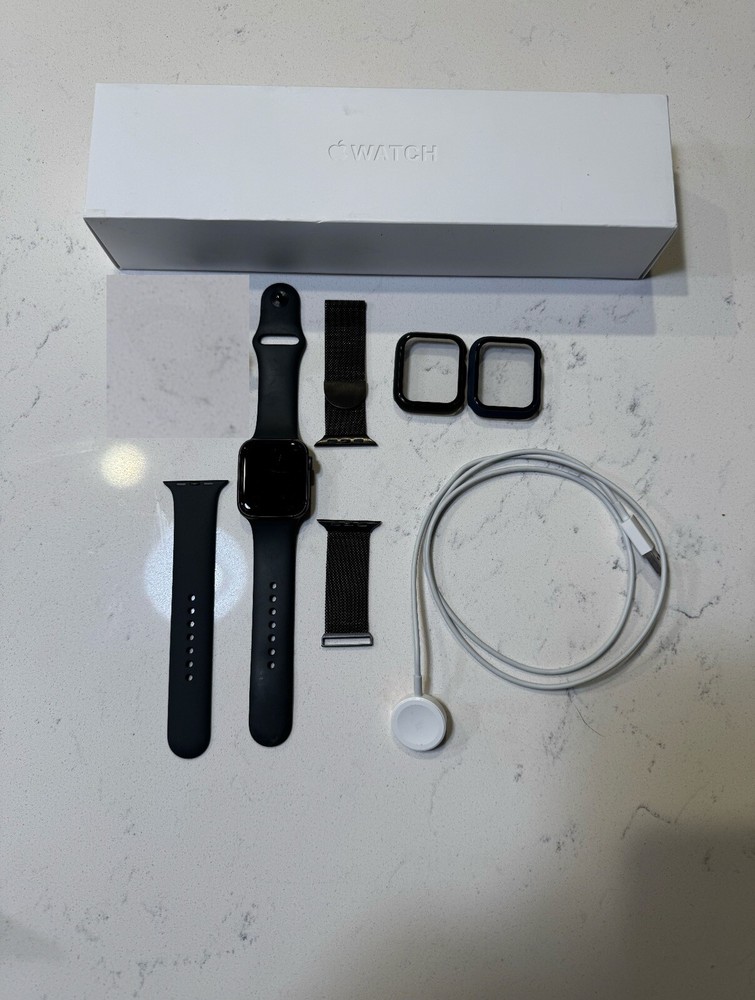 Apple Watch Series 5 44mm Gray GPS with Sport and Metal Bands 83% Battery