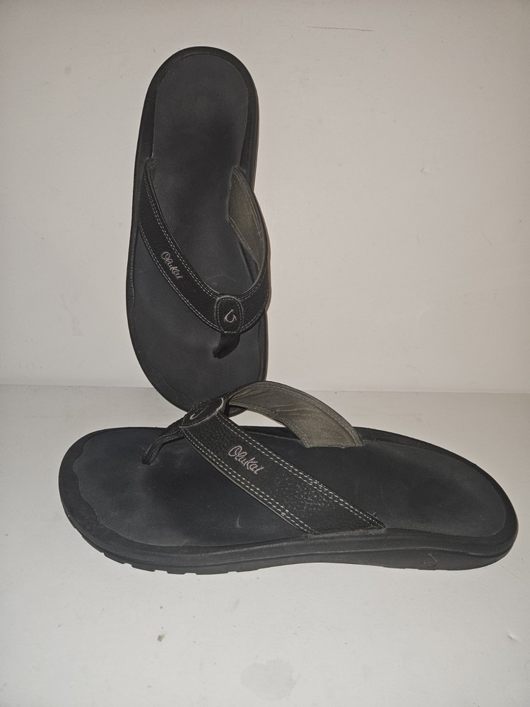 OluKai Ulele Men's Black Sandals Size 12 - Lightly Used & Comfortable