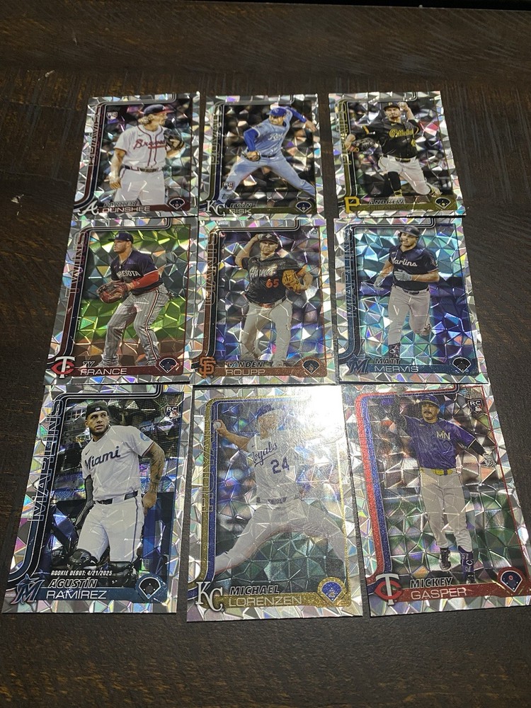 2025 Topps Update Lot Of 56 Rainbows Diamantés & Sand Glitters Vets And Rookies