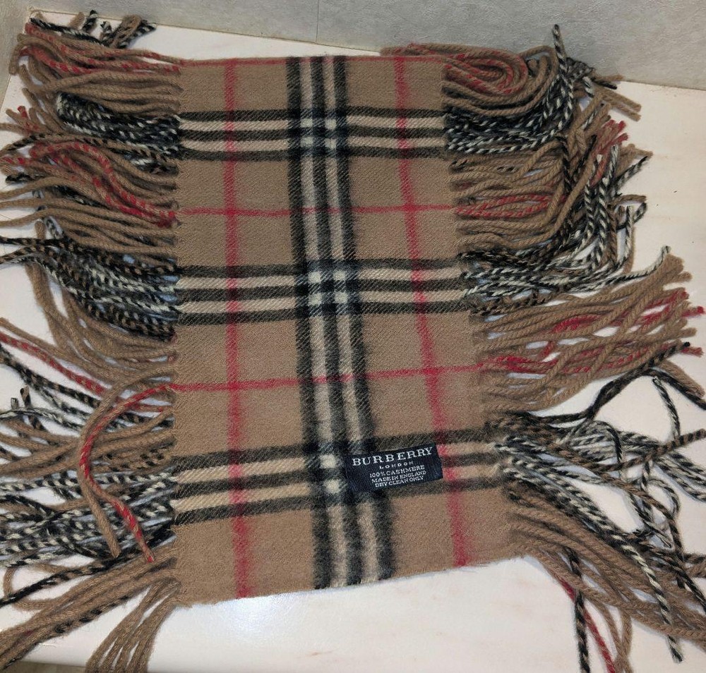 Vhtf Burberry Cashmere 100 Muffler Horizontal Fringe Women Scarf Accessory Origi