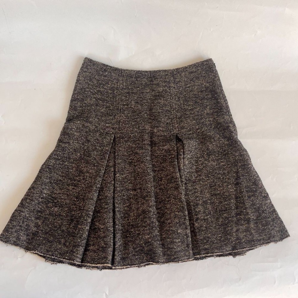 Etro Grey Pleated Mini Skirt with Floral Embroidery