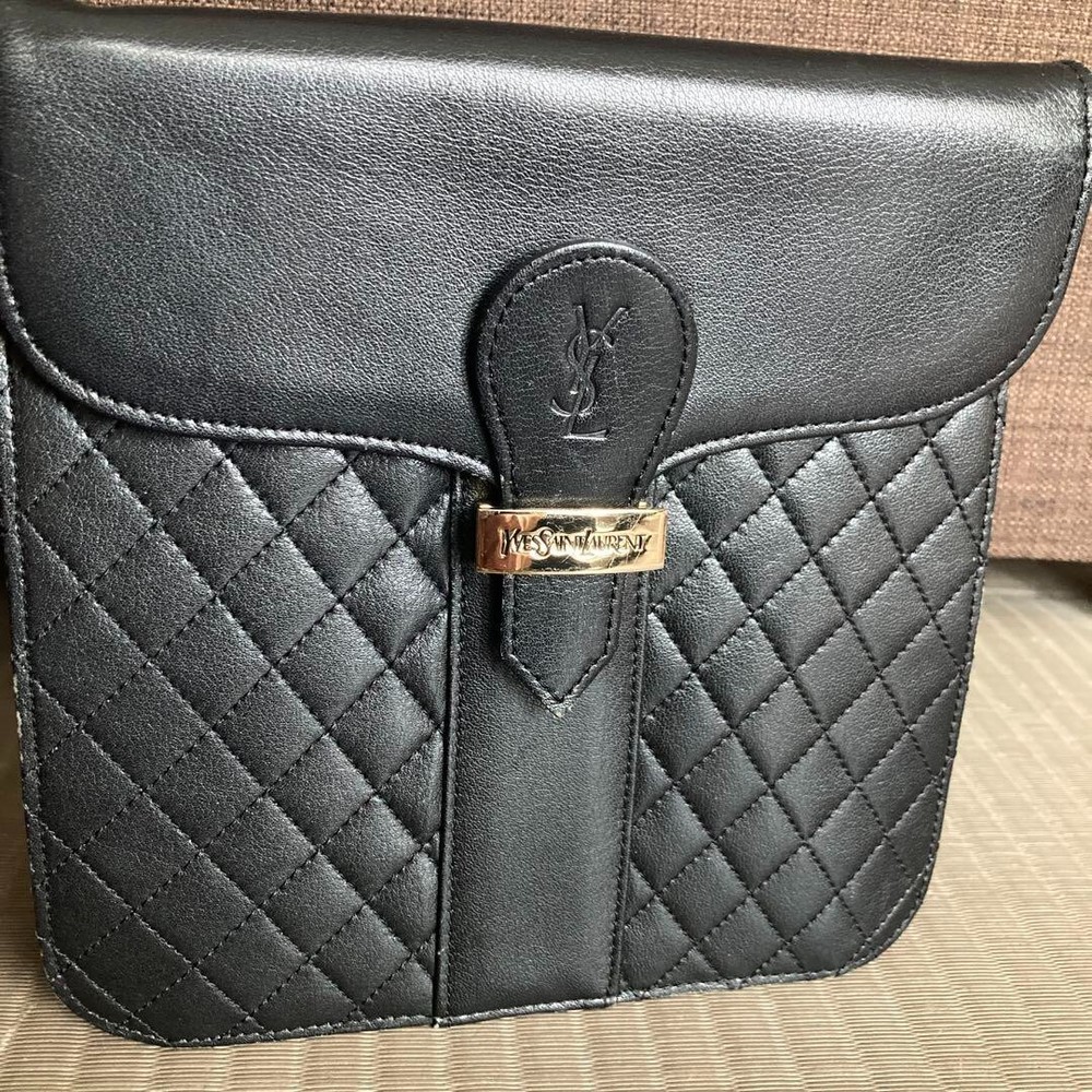 YSL Yves Saint Laurent Black Leather Quilted Shoulder Crossbody Bag Pre-Owned