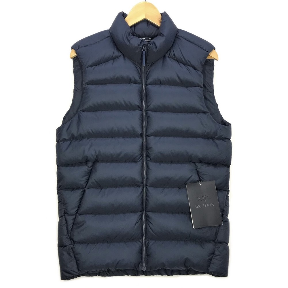 Men's Arc'teryx Piedmont Down Vest in Navy Size S