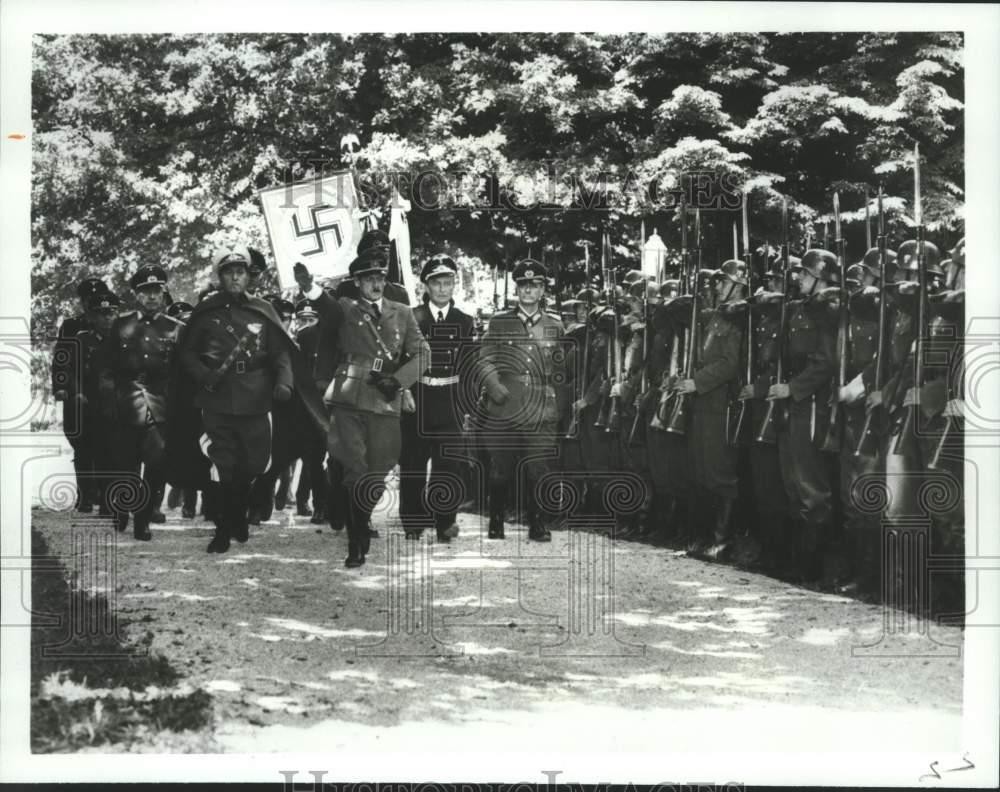 Press Photo Gunter Meisner In a Scene From ABC'S 