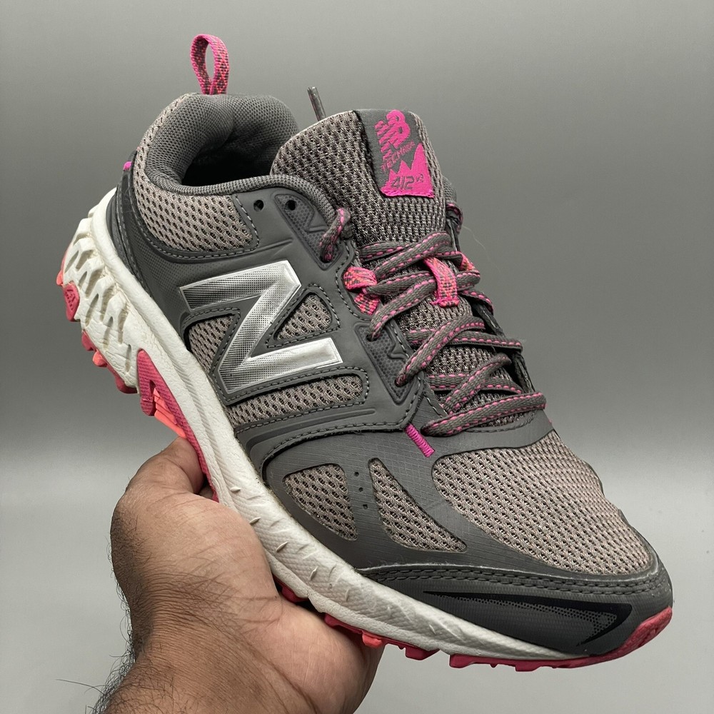 New Balance Women  All Terrain Trail Running WTE412C3 Sneakers Size 8.5