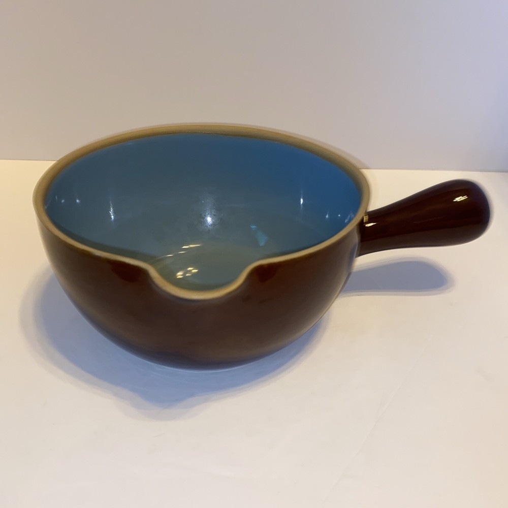 DENBY Stoneware 2-Pt Cooking Sauce Gravy Pot with Spout in Sky Blue & Brown