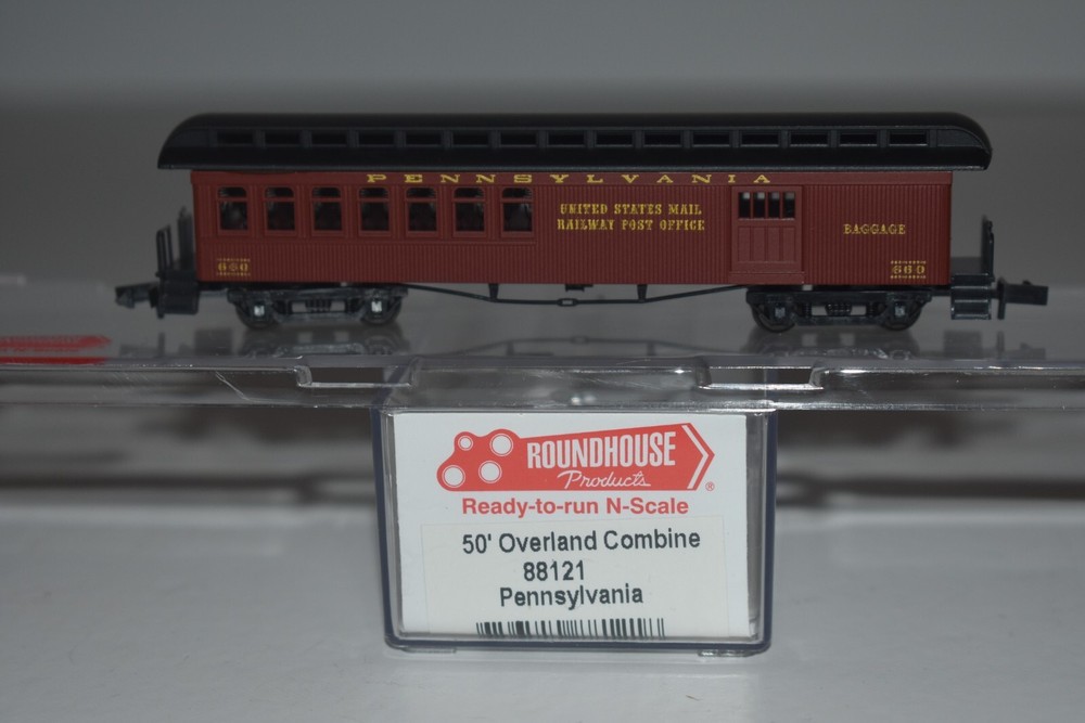 N Scale Roundhouse 88121 Pennsylvania 50' Overland Combine 680 C48429