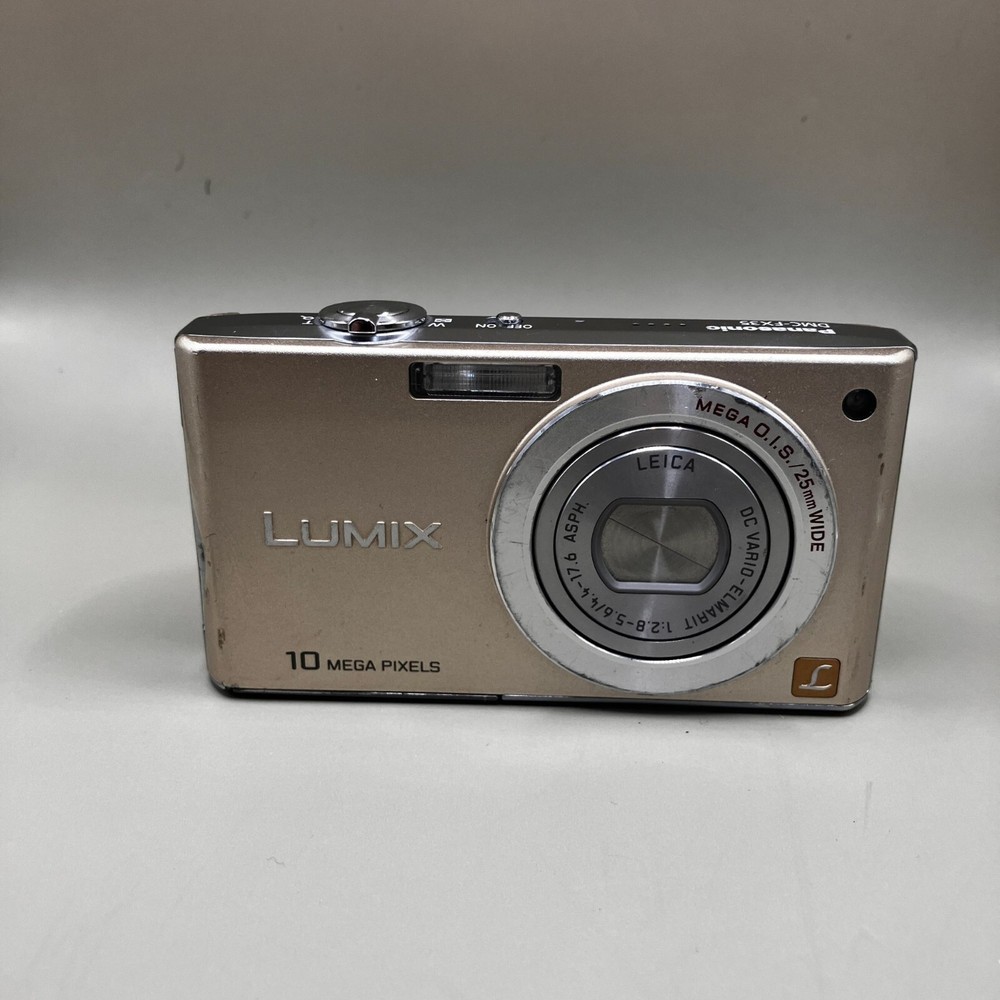 Panasonic Lumix DMC-FX35 10MP Digital Camera with Leica Lens and 2.7-Inch LCD Screen for Stunning Clarity
