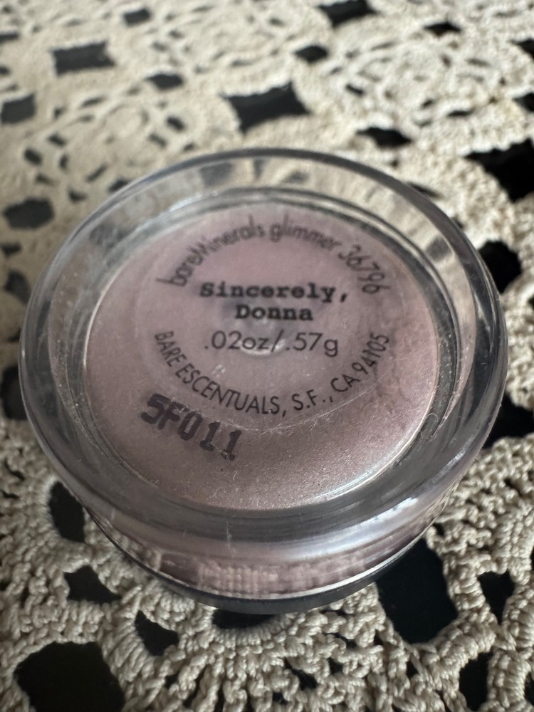Bare Escentuals/bareMinerals  SINCERELY DONNA Glimmer .02oz/.57g New/Sealed