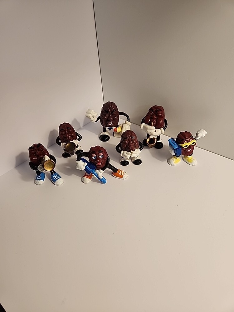 Vintage  1988 California Raisins Band Musical  2