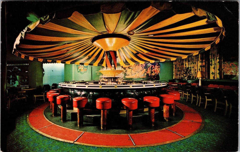 New Orleans LA-Louisiana, The Carousel, Monteleone, Vintage Postcard