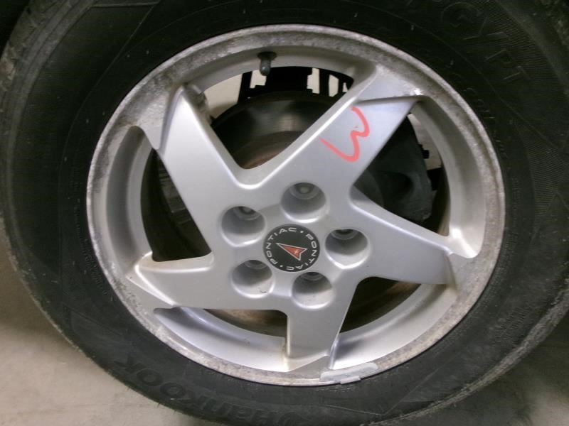 16x6.5 Aluminum 5-Spoke Sparkle Silver Wheel Fits 04-06 Grand Prix