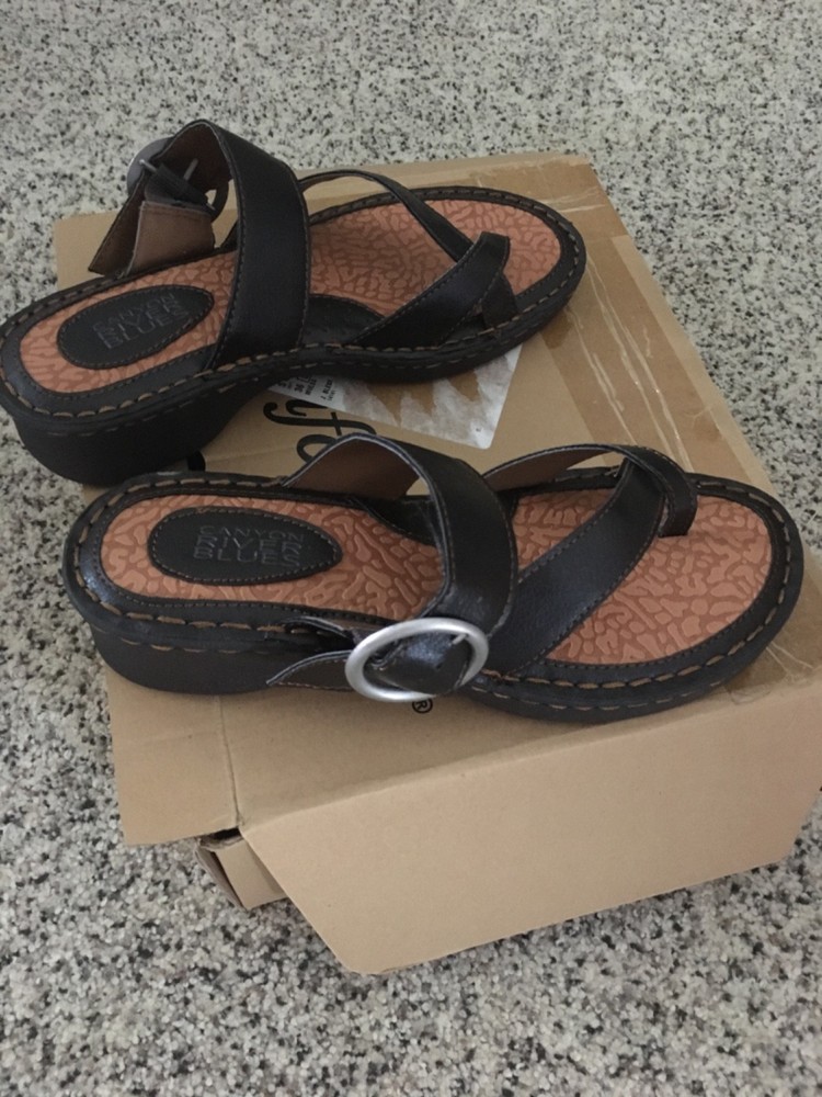canyon river blues womans sandles shoes size 8.5m