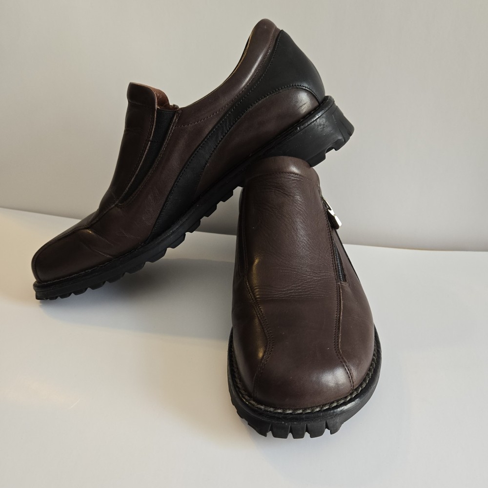 Women's 8 M Donald J Pliner Sport Uzip Brown/Black Zip Top Shoes Loafer Slip-On