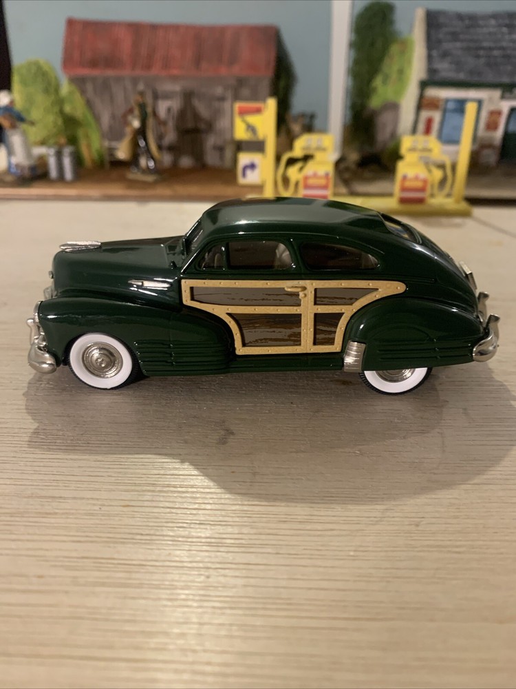Brooklin Models Brk.50 1948 Chevrolet Fleetline Aero Sedan. - Near Mint