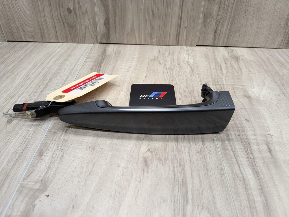 12-18 OEM BMW F30 F32 F36 F82 COMFORT ACCESS Front LEFT Driver Door Handle Gray