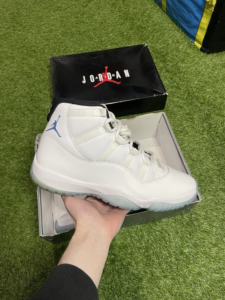 Size 11M - Air Jordan 11 Retro: Legend Blue (2024) - PRE-OWNED  - CT8012-104