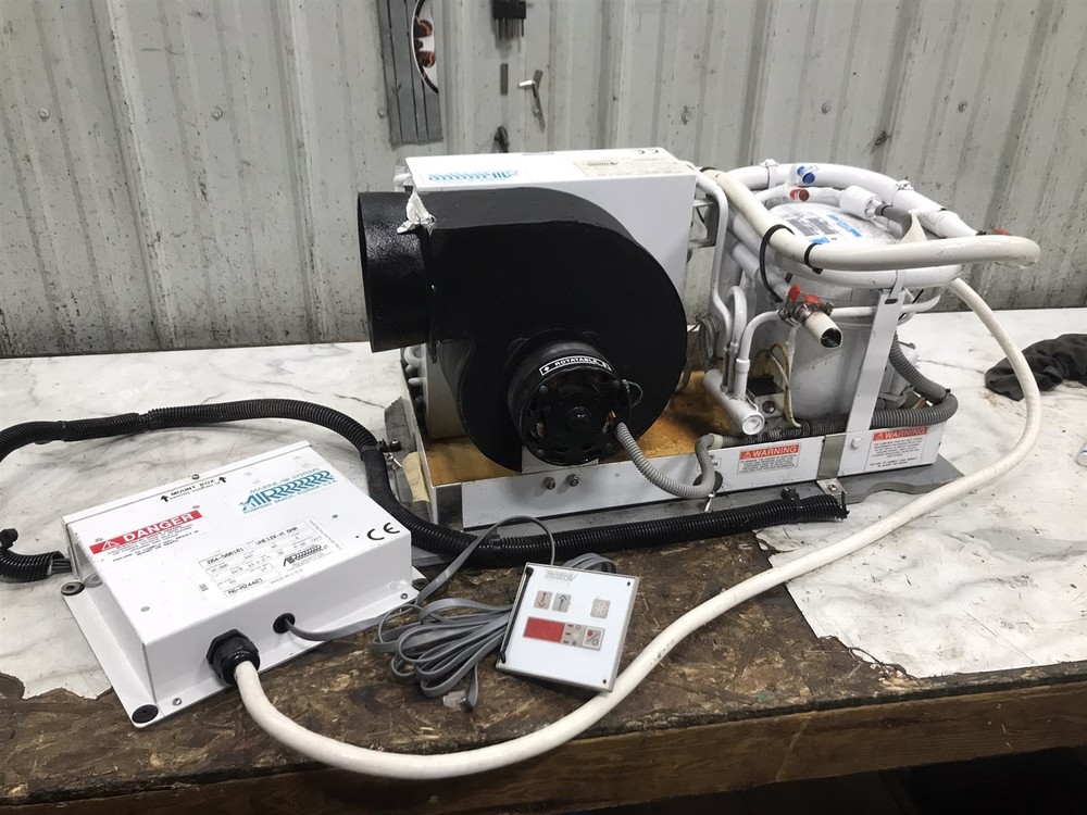 Marine Air Systems 12000 12,000 BTU boat AC air conditioner VHE12K-H 6MR NO SALT