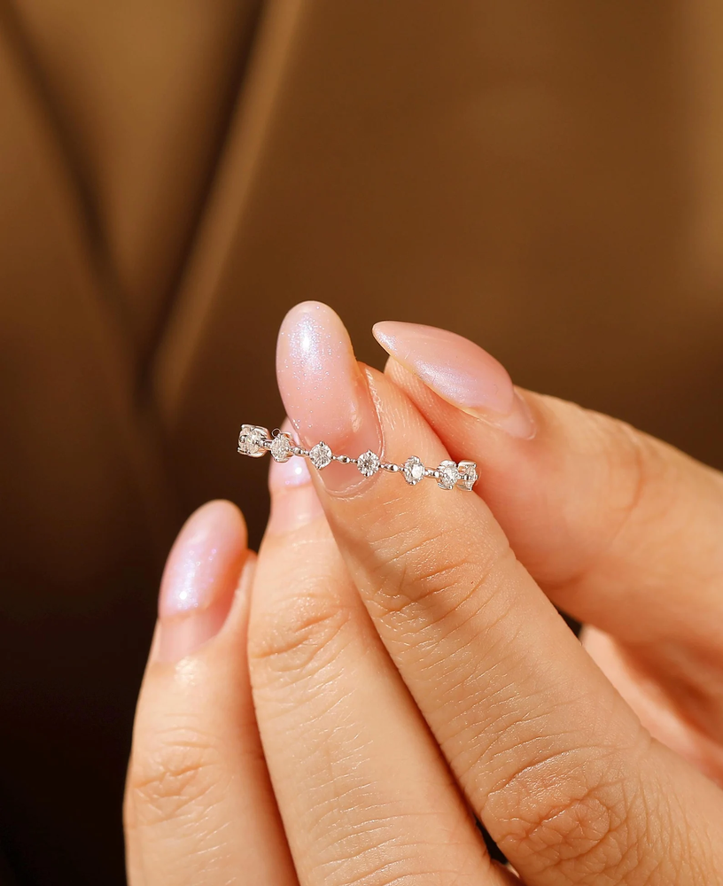 Elegant 14K Solid Gold Diamond Eternity Ring - Lab-Grown Diamond Wedding Band