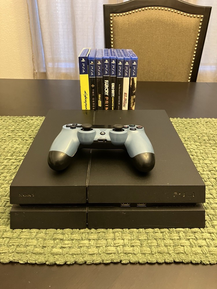 PS4 Console Bundle with Games and Controller Included