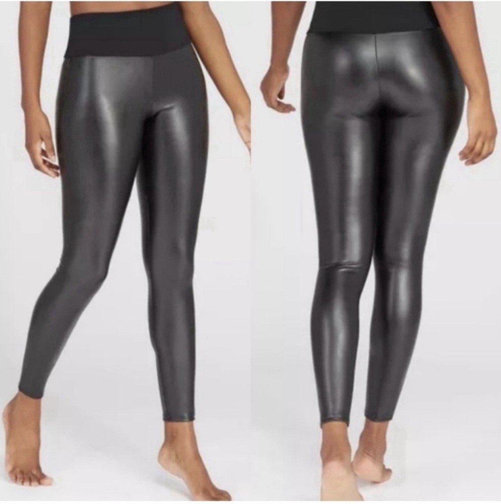 ASSETS by SPANX Faux Leather Leggings L Very Black 20258R High Waist Shaping