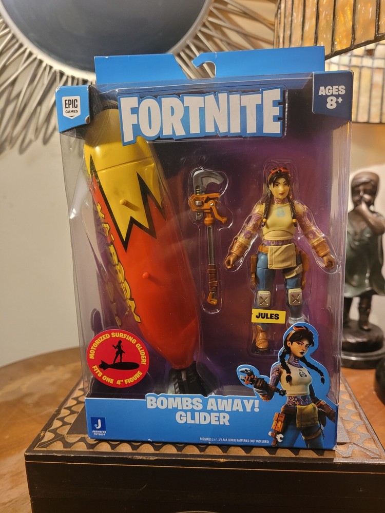 Fortnite Jules 4-Inch Action Figure with Motorized Bombs Away Glider