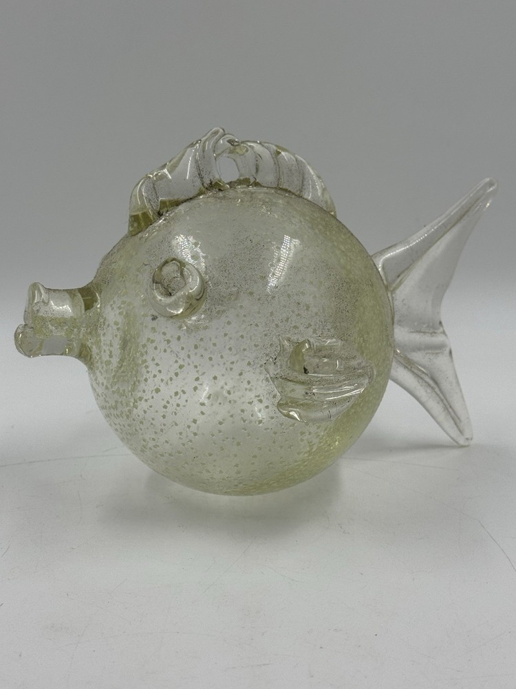 Hand Blown Art Glass Ornament Suncatcher Hanging Blow Fish Clear Green Specs 4”