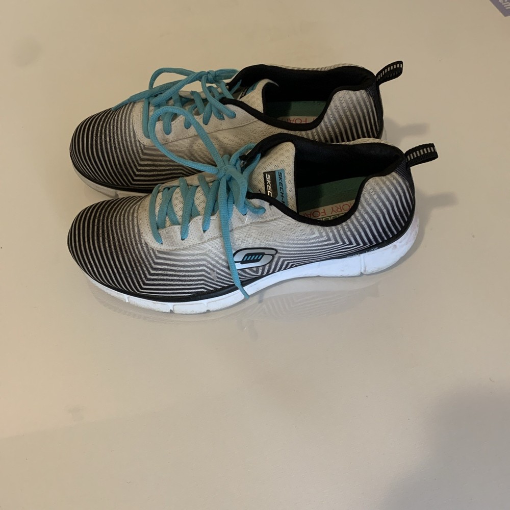 Skechers Air-Cooled Memory Foam Sneakers Size 10 Dual Lite White N Black Stripes