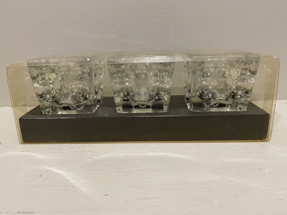 New 3 Votive Candle Holder With Dark Brown Base