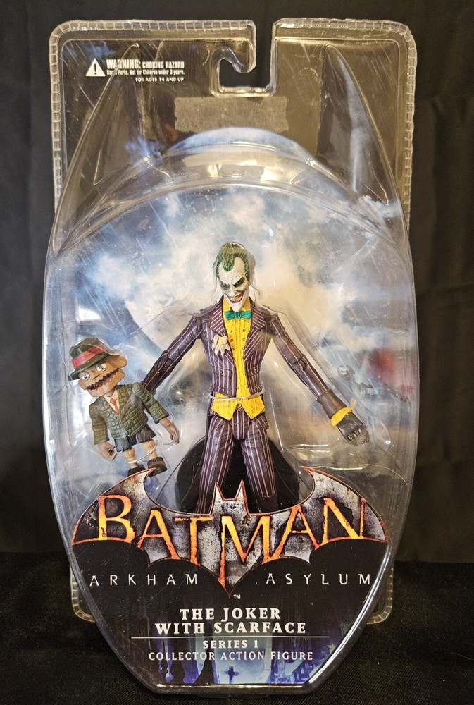 The Joker NIB Batman ARKHAM ASYLUM Series 1 2011 Video Game Action Figure