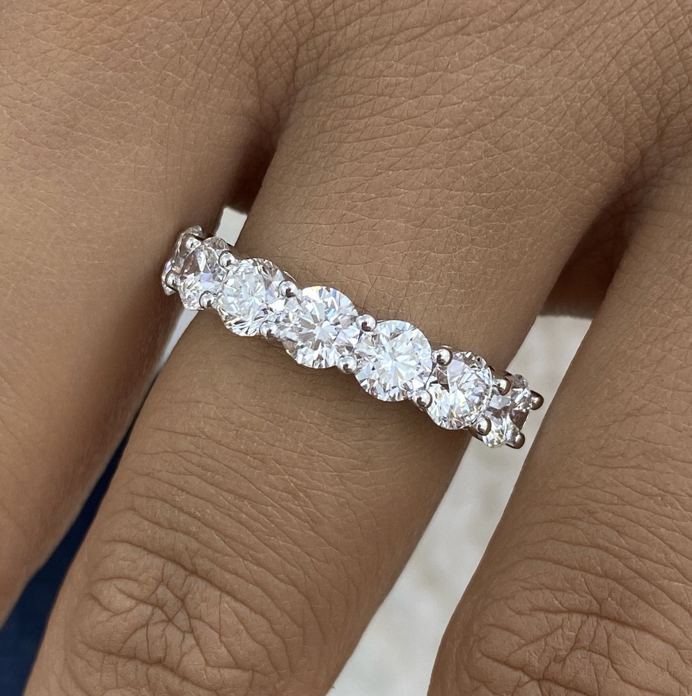 14K White Gold Band Ring 2.1ct Round Labcreated Diamond F/VS Gift for Women