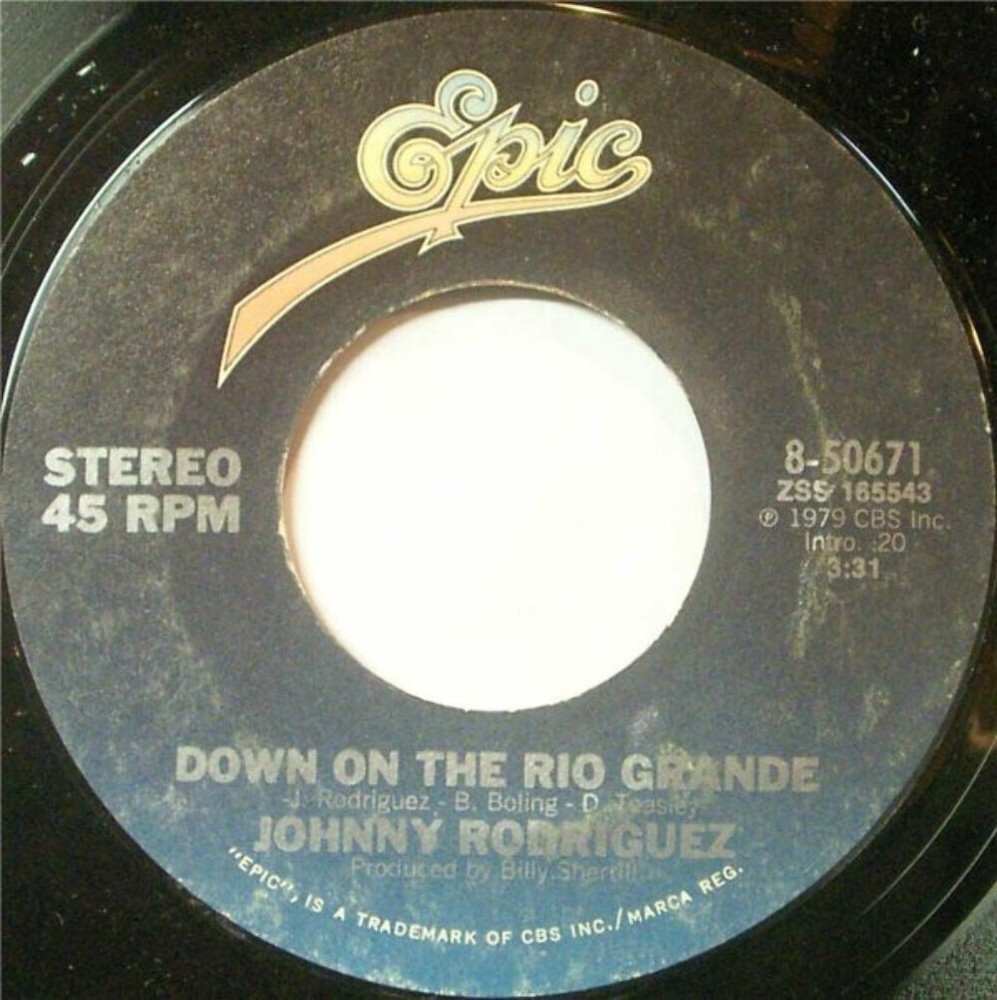 Johnny Rodriguez (4) - Down On The Rio Grande (7