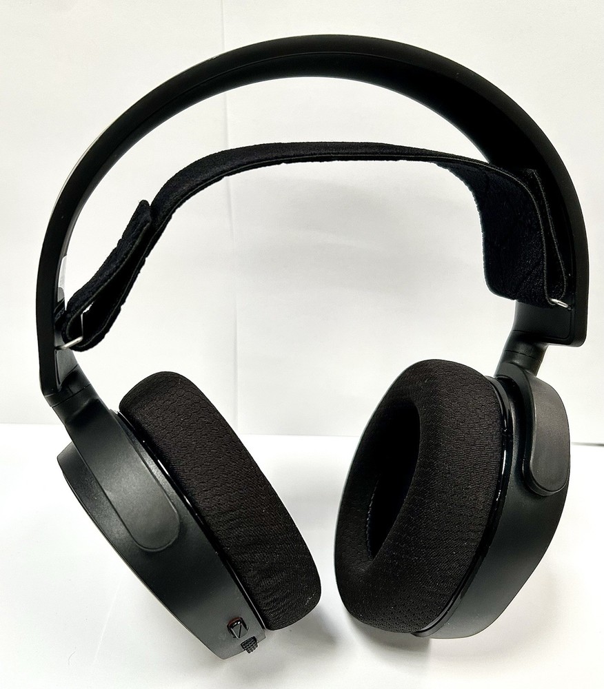 SteelSeries  Arctis 3 Wired Stereo Gaming Headset for PC, PS, Xbox - READ