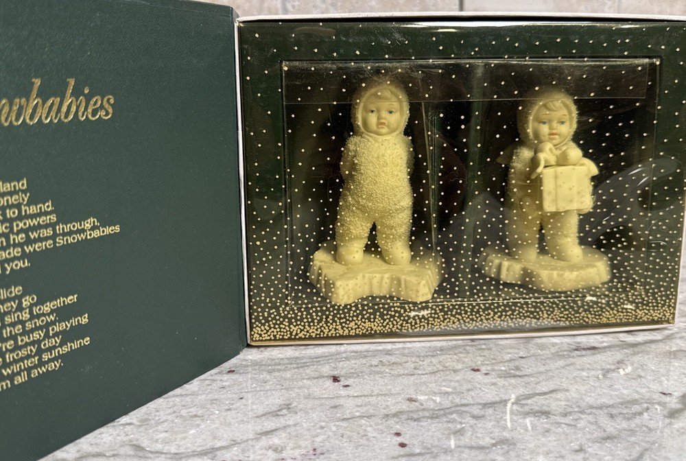Vintage Dept 56 Snowbabies Is That For Me Figurine with Original Box 6803-9