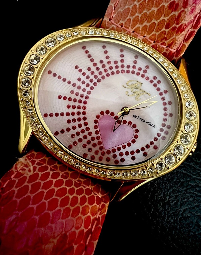 Fine Paris Hilton Ladies Wrist Watch  Designer Leather Strap