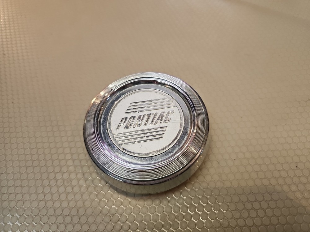 Vtg Pontiac Center Button Steering Wheel Horn Cap Part Restore Ratrod
