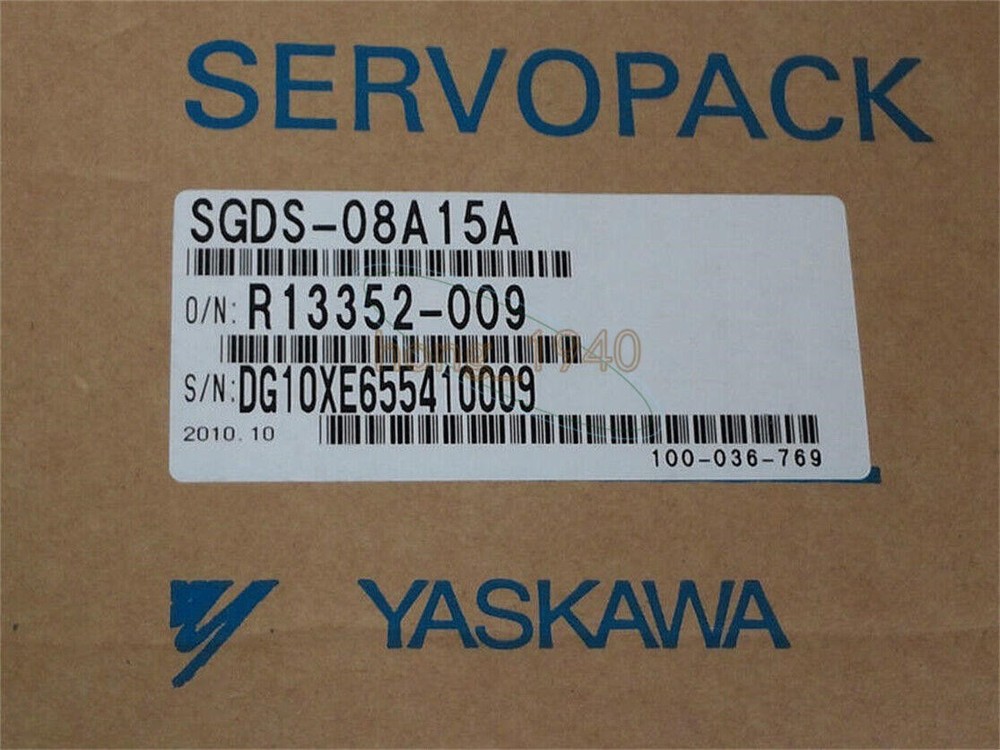 1PC New in box Yaskawa SGDS-08A15A AC Servo Drive
