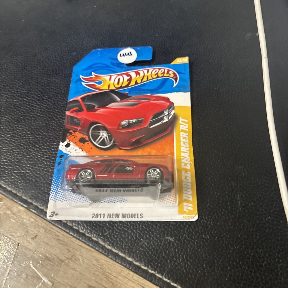 HOT WHEELS '11 DODGE CHARGER R/T