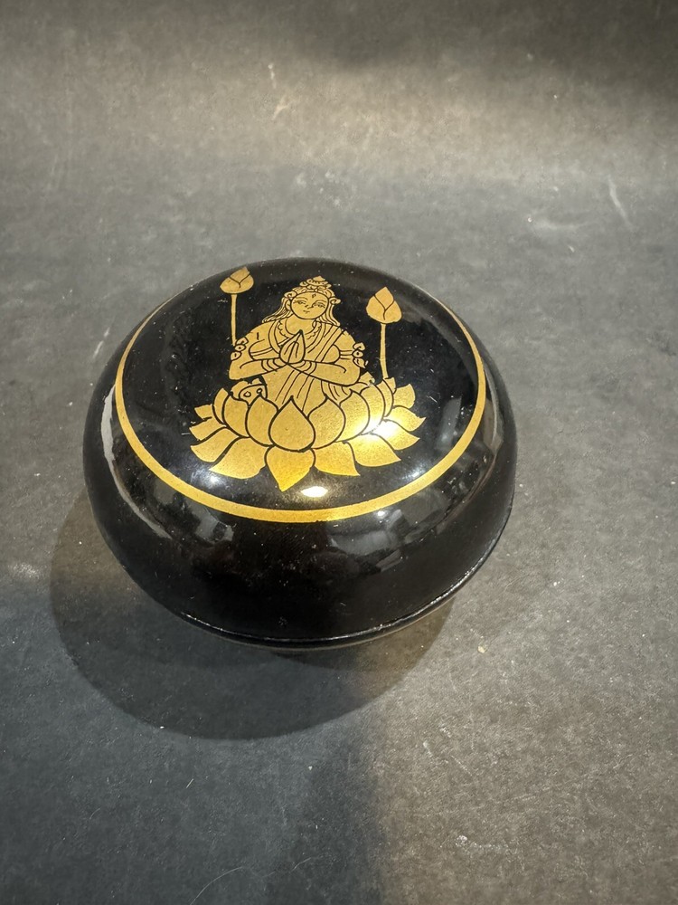 Black Lacquer Goddess Jewelry Trinket Box for Keepsakes