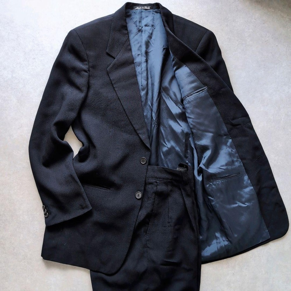 Giorgio Armani Black Single Suit Size 46 Made in Italy