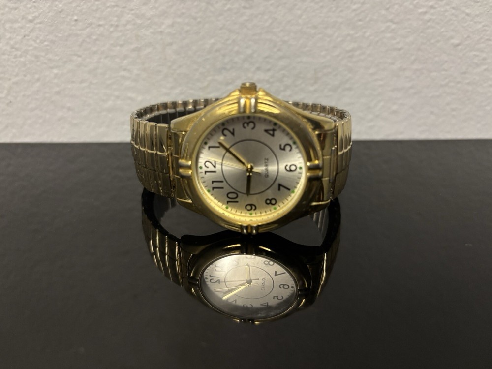 Vintage Japan Quartz Mens Watch PUR60470W Needs New battery Fully Functional