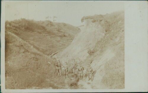 Ansichtskarte Foto-PK Soldaten 1916 Ort ?? Feldpost  (b150)